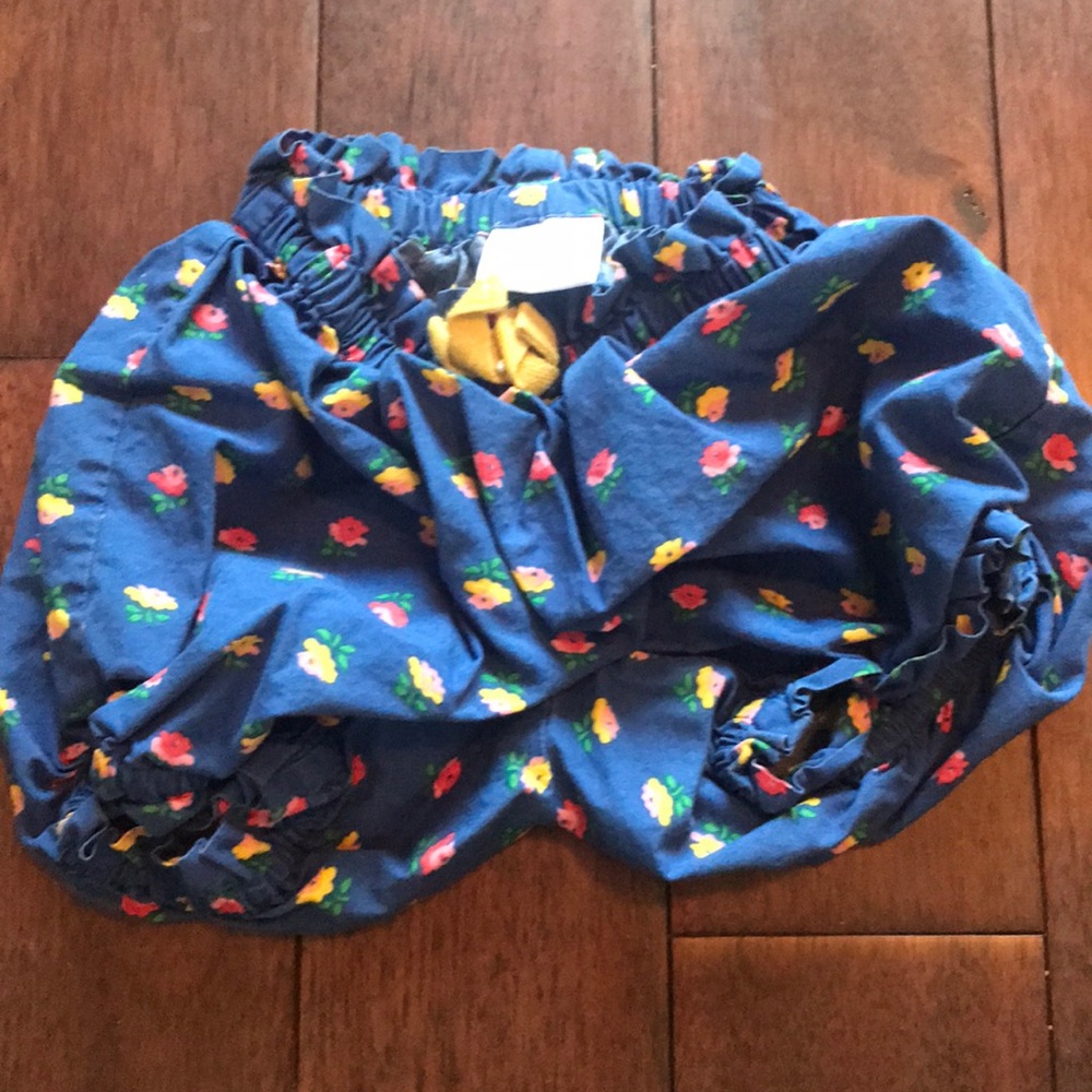 Hanna Anderson bubble shorts